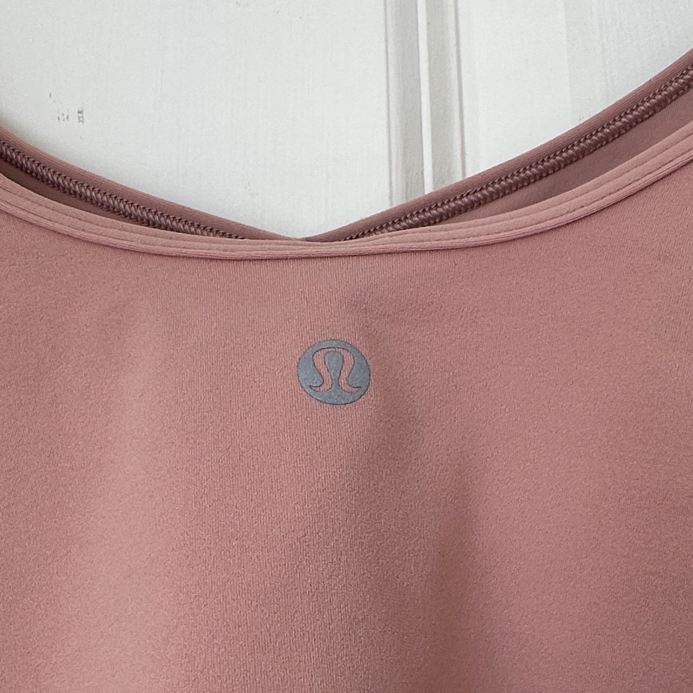 NWT Lululemon Mauve Align Tee - Picture 3 of 5